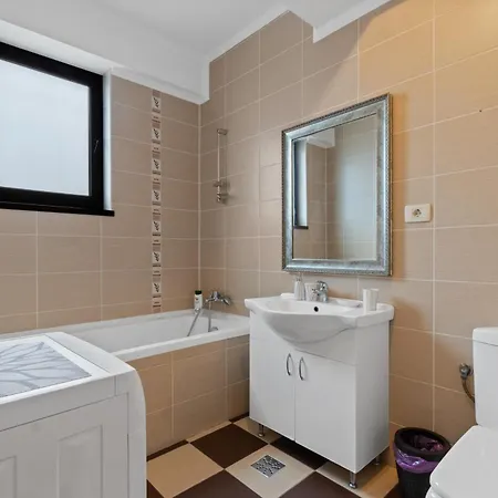 Apartment Baneasa Large And Cozy Bucharest