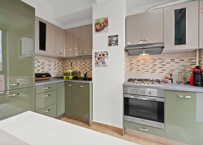 Apartament Baneasa Large And Cozy Bucureşti