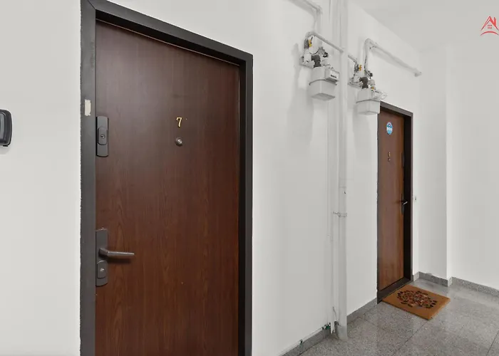 Baneasa Large And Cozy Lägenhet *