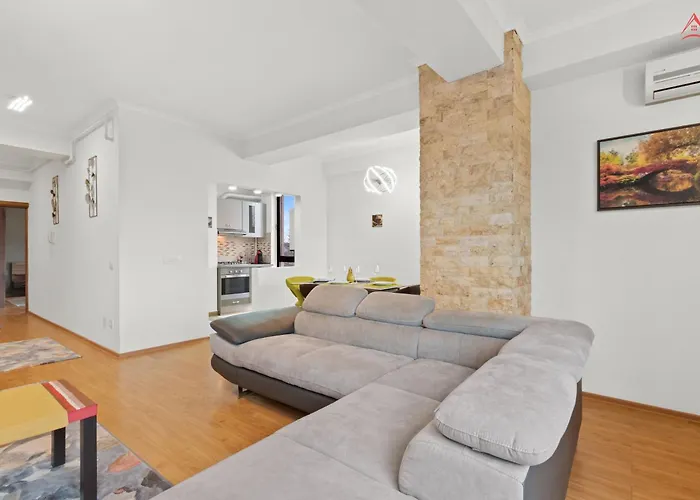 Baneasa Large And Cozy * Bukarest