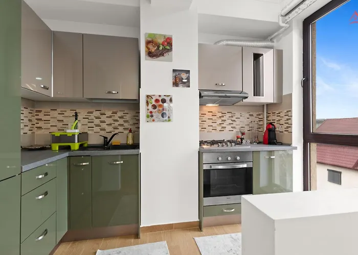 Apartament Baneasa Large And Cozy Bucureşti